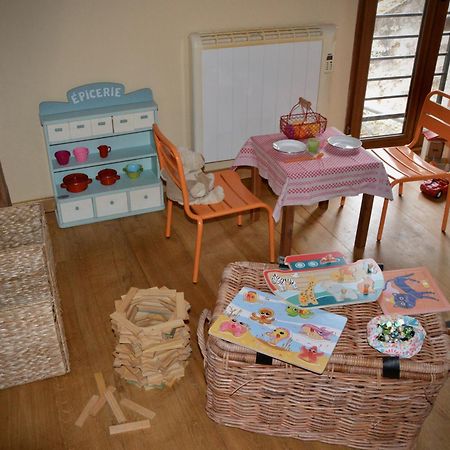Gite De Charme En Sologne, Sejour En Famille, Jardin, Riviere, Jeux, Nature & Detente Aubigny-sur-Nere Exterior photo